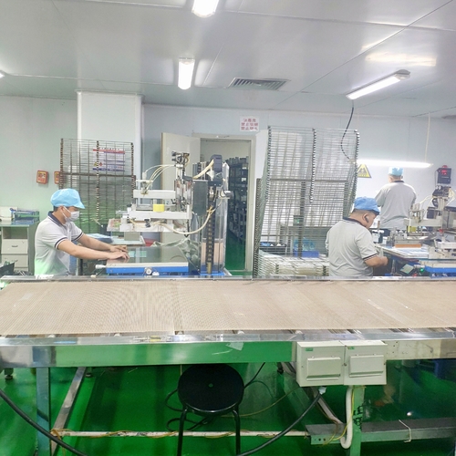 Máquina de Serigrafia Semi-Automática na Lunfeng Technology